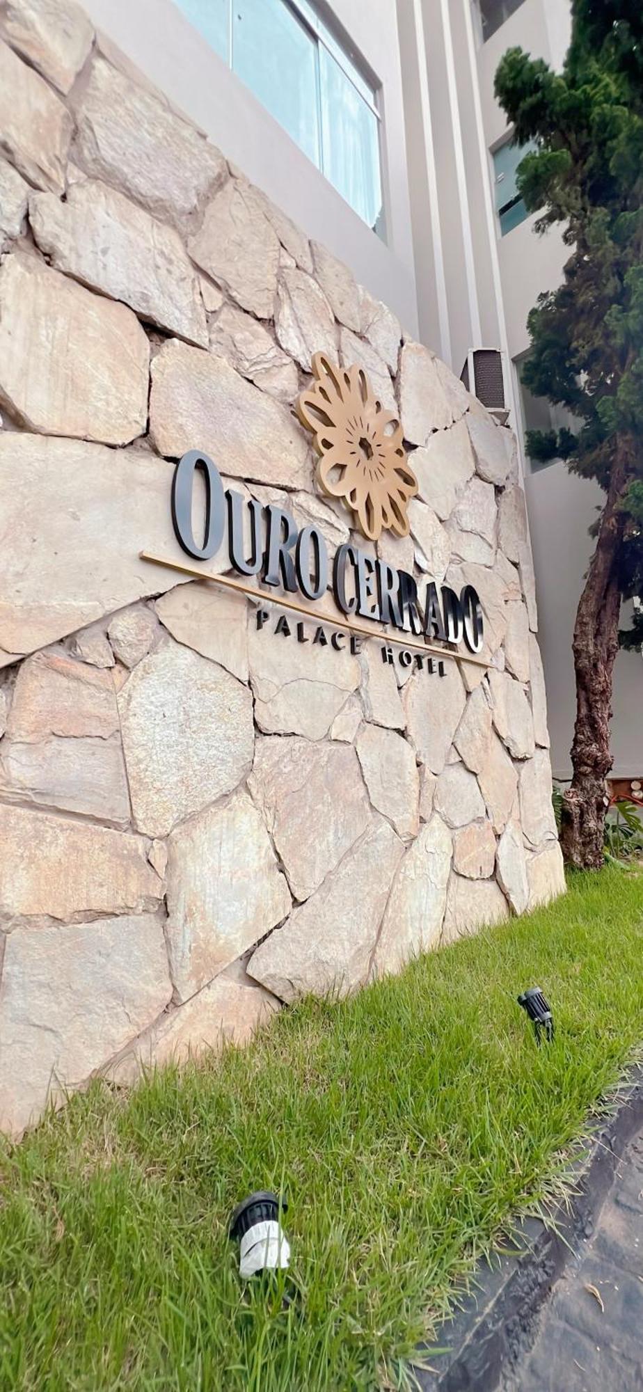 Ouro Cerrado Palace Hotel Patrocínio Exterior foto